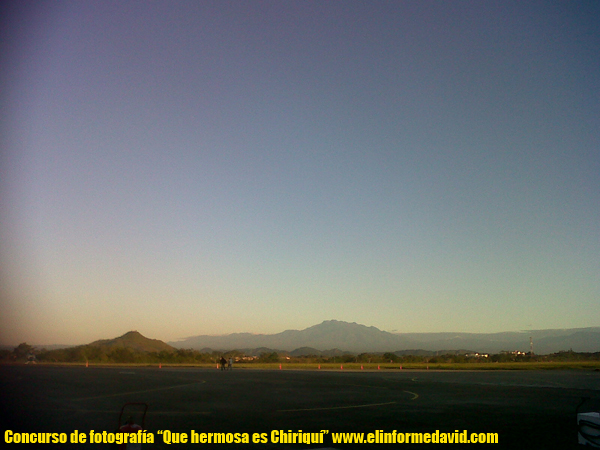 Amanecer en el trabajo, aeropuerto de David